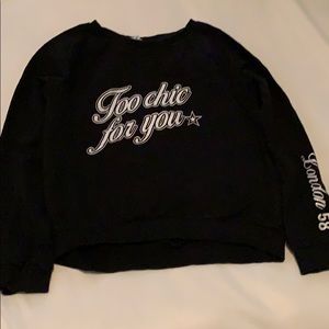 Sweatshirt